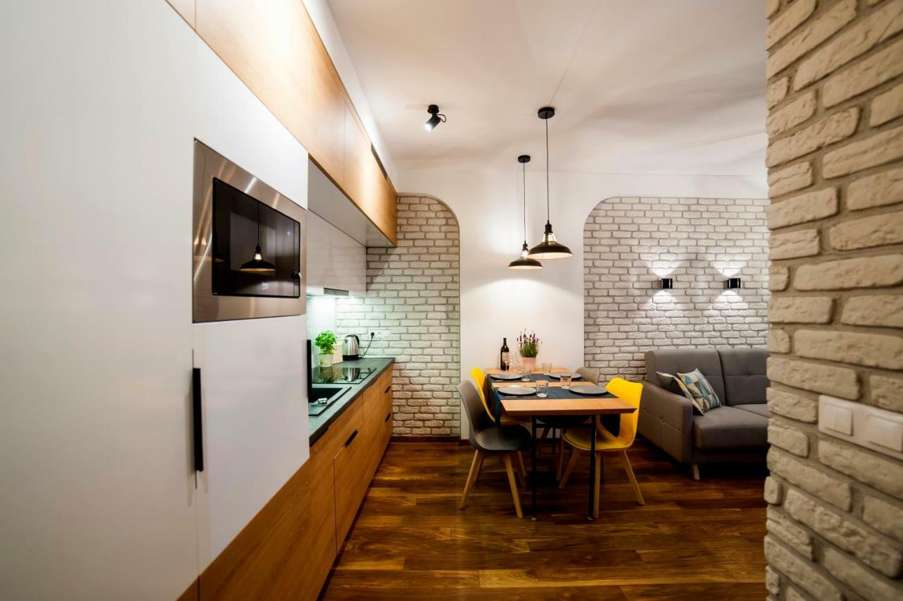 Apartmán Urban Apart Uniejow Exteriér fotografie