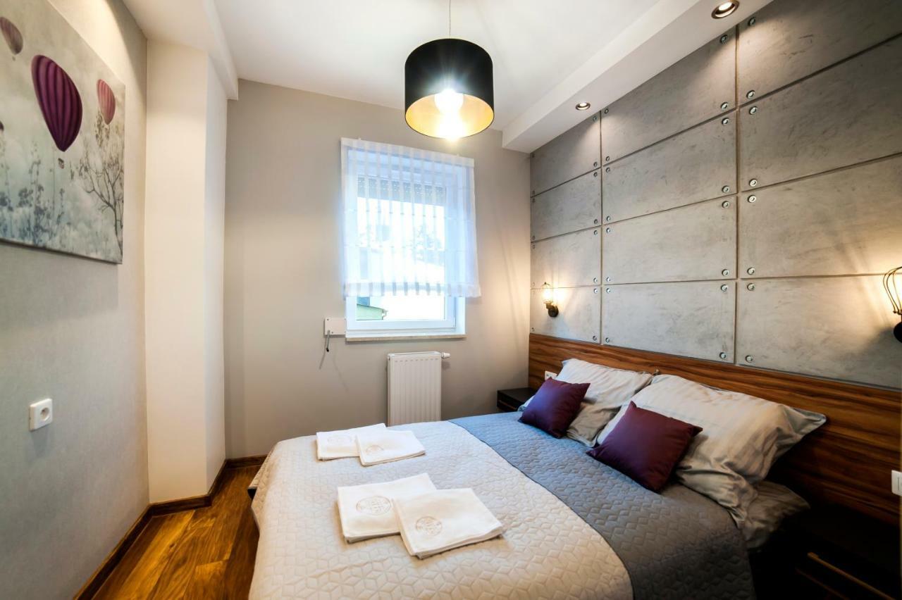 Apartmán Urban Apart Uniejow Exteriér fotografie