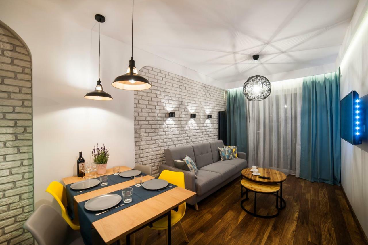 Apartmán Urban Apart Uniejow Exteriér fotografie